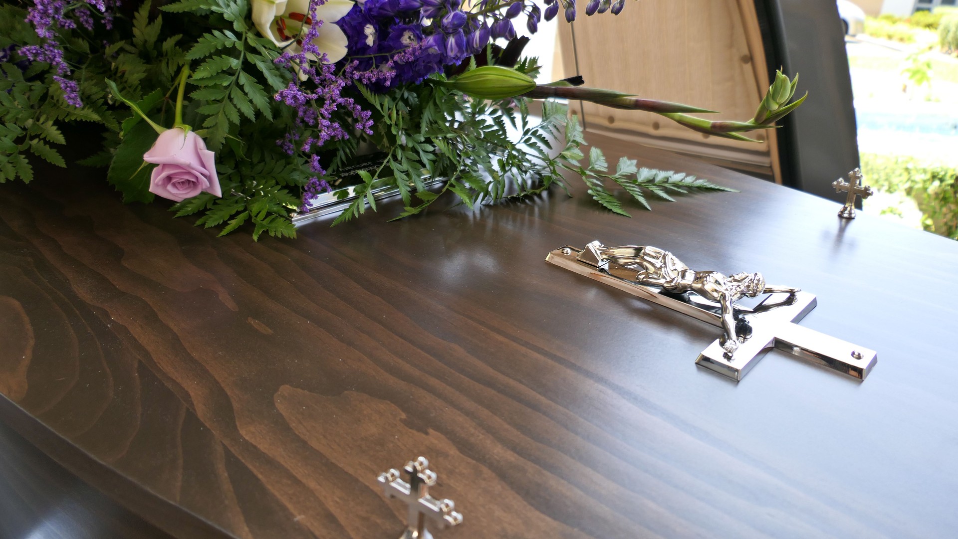 Aumento da morte por vírus corona e surto de pandemia de copiosa19